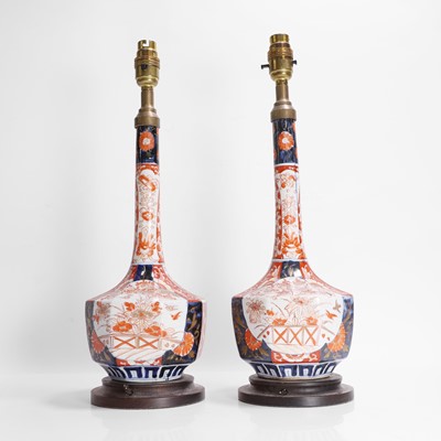 Lot 251 - A pair of Japanese Imari vases