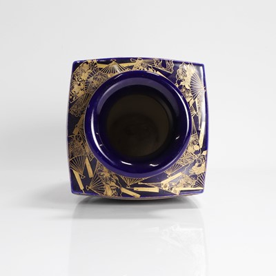 Lot 265 - A Japanese Satsuma ware vase