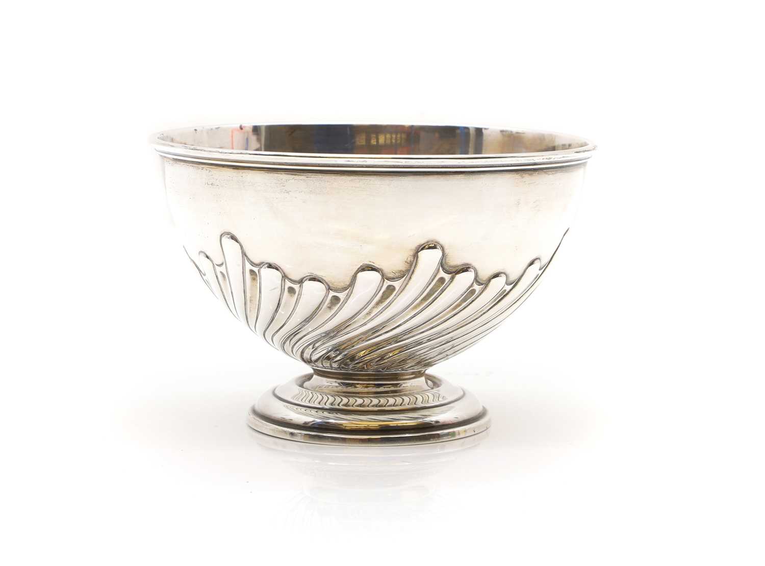 Lot 51 - A small silver rose bowl
