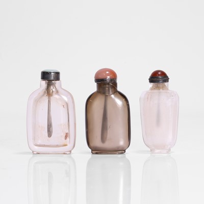 Lot 178 - A collection of three Chinese snuff bottles