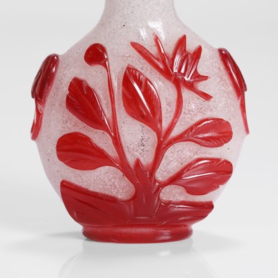 Lot 177 - A collection of three Chinese snuff bottles