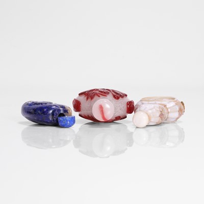 Lot 177 - A collection of three Chinese snuff bottles