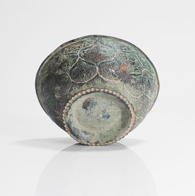 Lot 139 - A Chinese bronze bowl