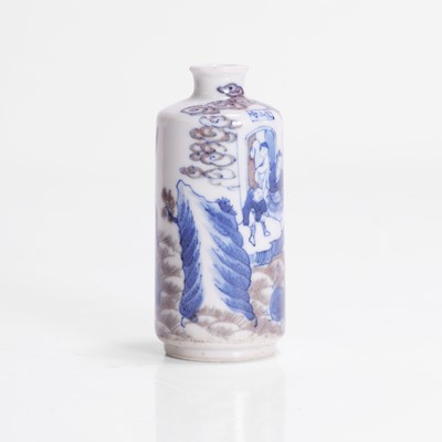 Lot 167 - A Chinese copper-red and underglaze blue snuff bottle