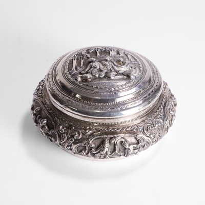 Lot 217 - A pair of Indian silver beakers