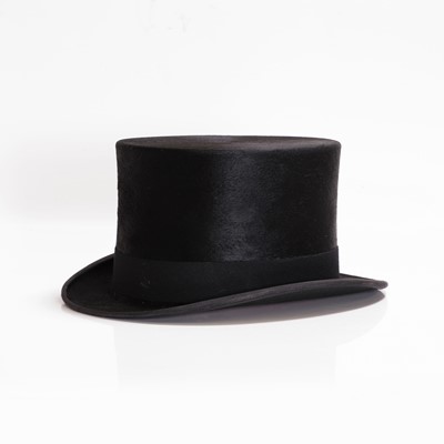 Lot 309 - A G. A. Dunn & Co. silk top hat