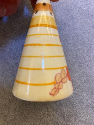Lot 71 - Clarice Cliff (1899-1972)