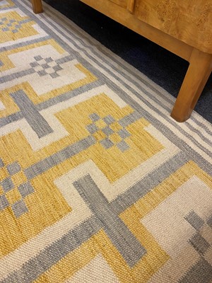 Lot 62 - A flat-weave wool carpet of Scandinavian design