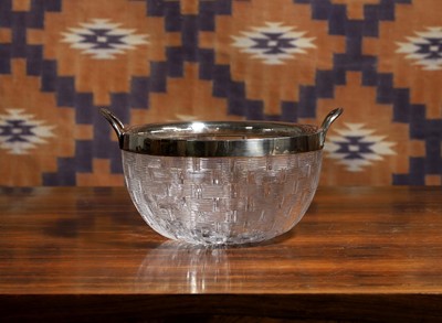 Lot 545 - A cut glass bowl