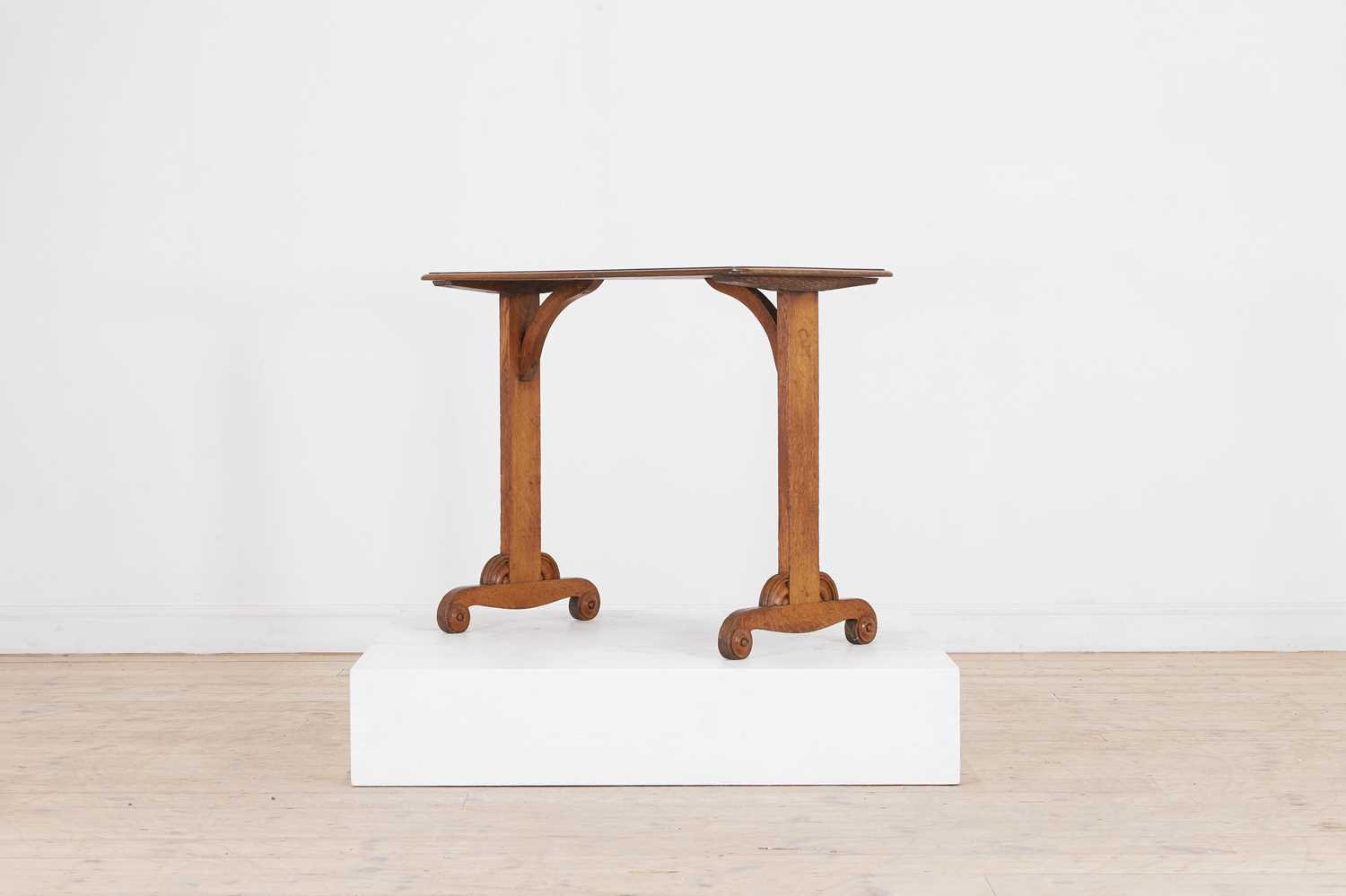 Lot 67 - A Victorian golden oak side table