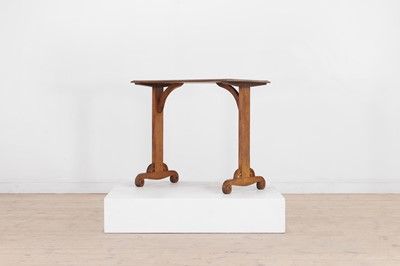 Lot 67 - A Victorian golden oak side table