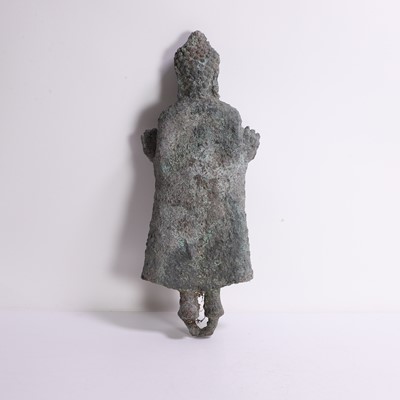 Lot 92 - A Thai bronze figure of the Buddha
