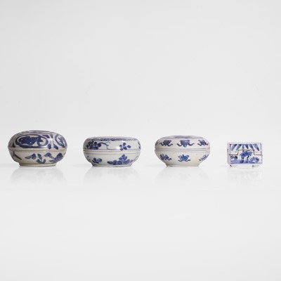 Lot 49 - A collection of Chinese blue and white boxes