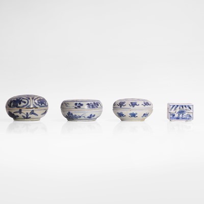 Lot 49 - A collection of Chinese blue and white boxes