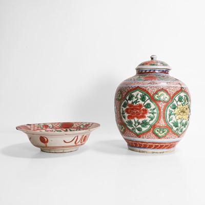 Lot 80 - A Chinese wucai jar