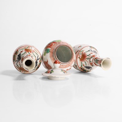 Lot 81 - A pair of Chinese wucai vases