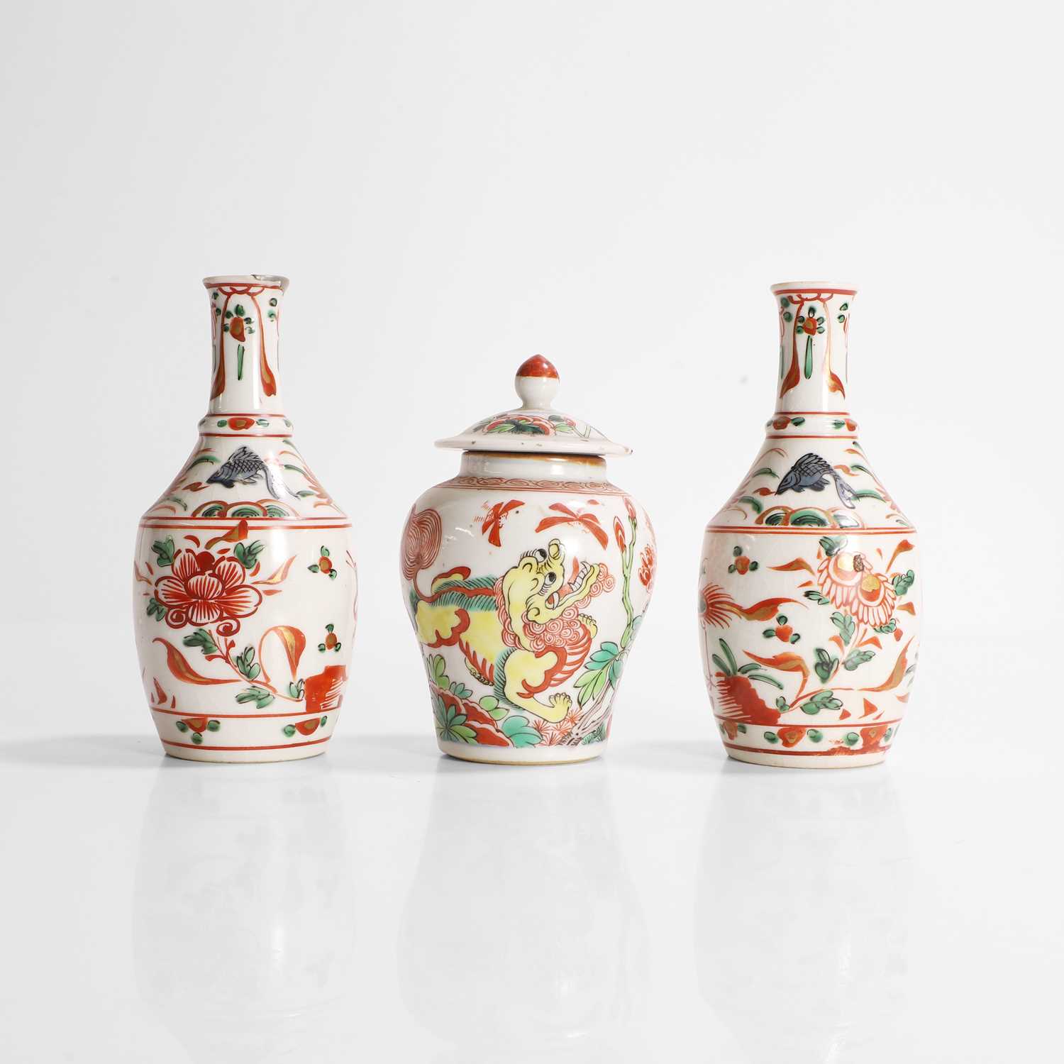 Lot 81 - A pair of Chinese wucai vases