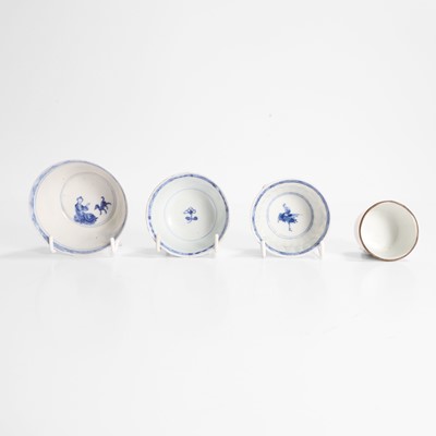 Lot 6 - A collection of Chinese blue and white teacups