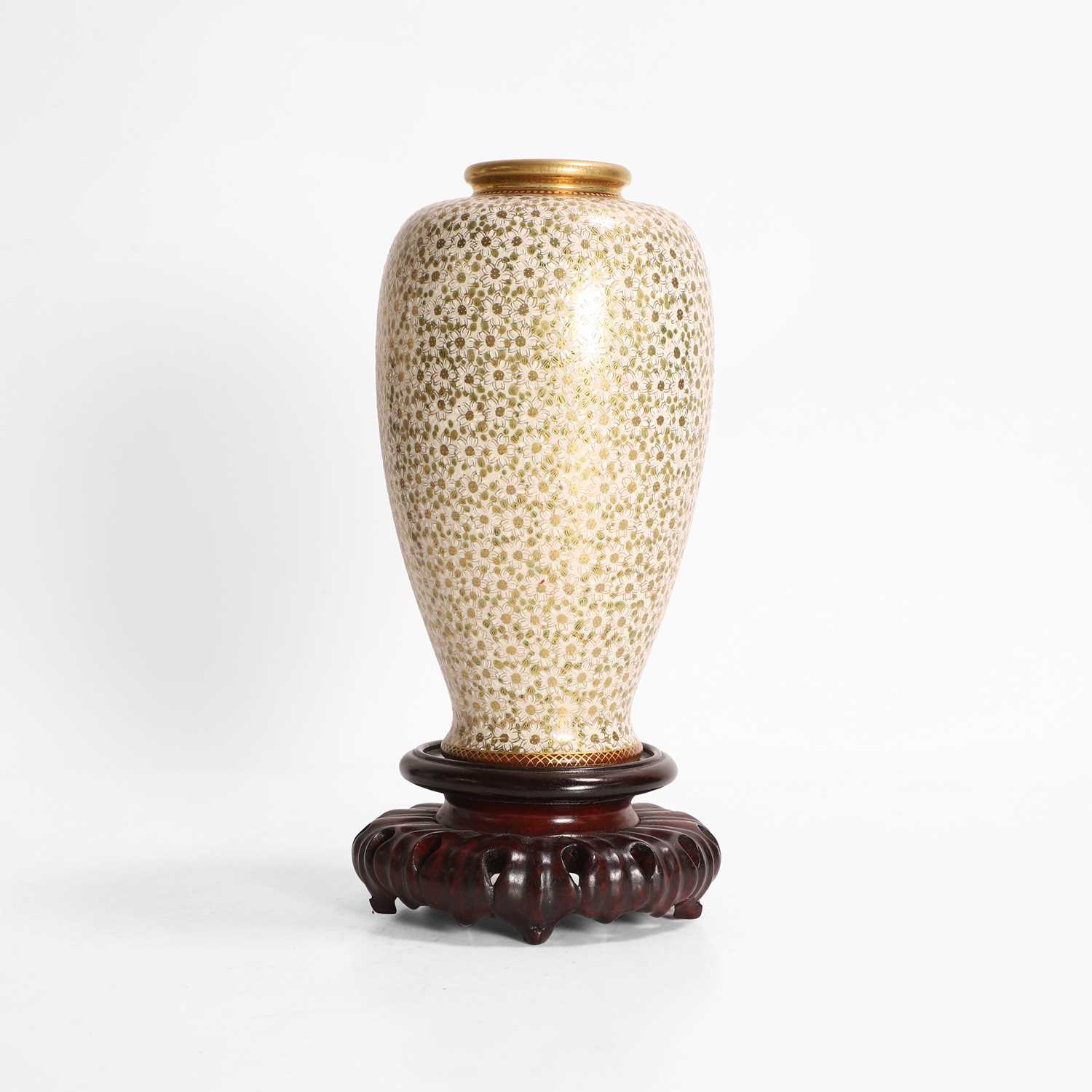 Lot 163 - A Japanese Satsuma ware vase