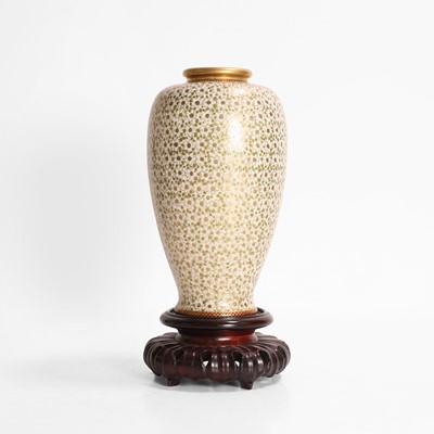 Lot 163 - A Japanese Satsuma ware vase