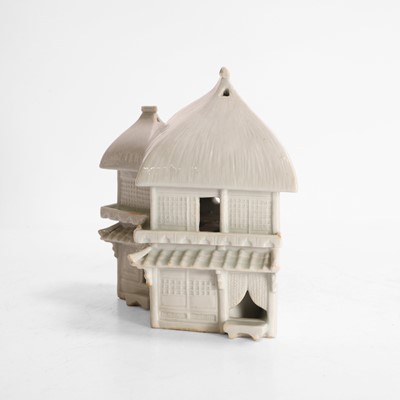 Lot 154 - A Japanese Hirado ware koro