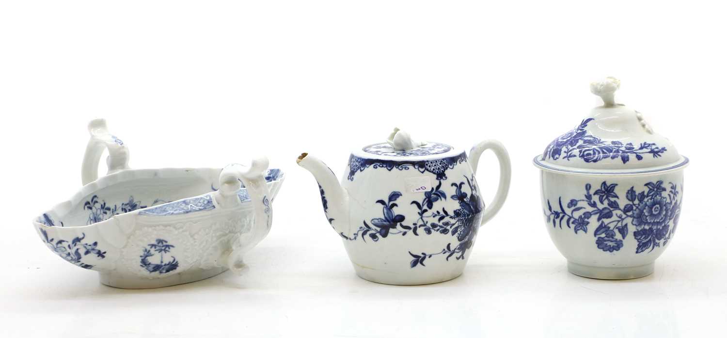 Lot 106 - A group of three Worcester blue and white porcelain items