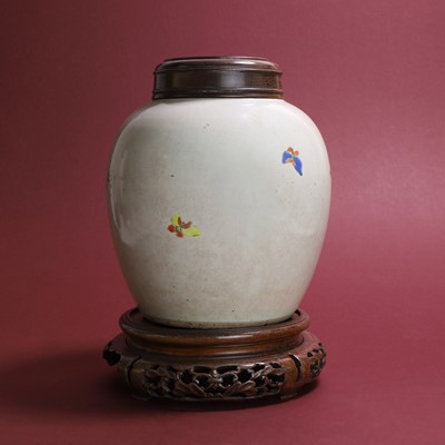 Lot 52 - A Chinese famille rose ginger jar