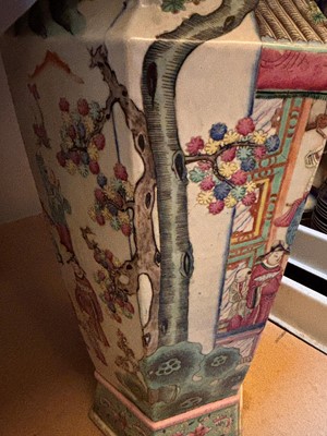 Lot 96 - A Chinese famille rose vase