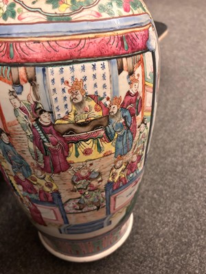 Lot 97 - A Chinese famille rose vase