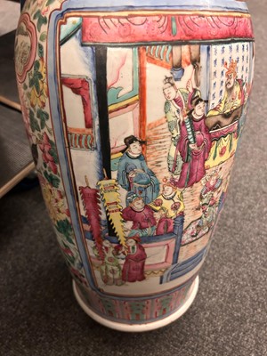 Lot 97 - A Chinese famille rose vase