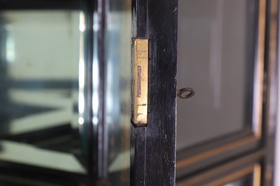 Lot 29 - Aesthetic Movement