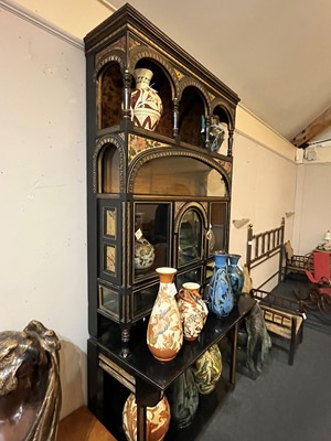 Lot 29 - Aesthetic Movement