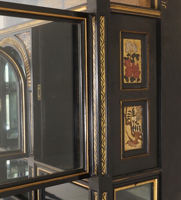Lot 29 - Aesthetic Movement