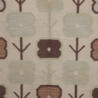 Lot 415 - Scandinavian-inspired