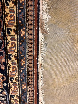 Lot 423 - A modern Kerman Persian carpet