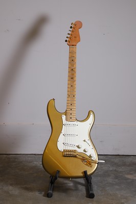 Lot 351 - A Fender Squier Stratocaster guitar