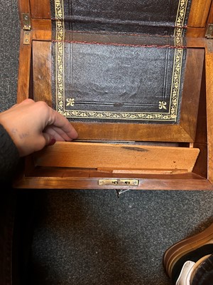 Lot 321 - A Victorian mahogany writing slope