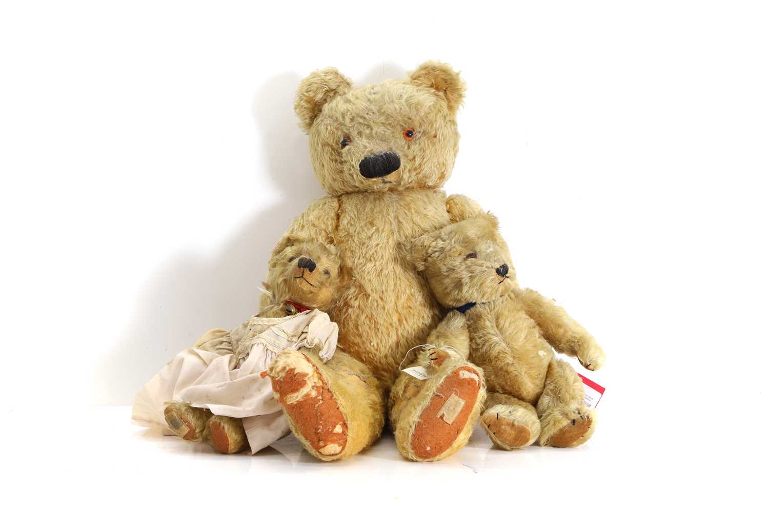 Lot 330 - Two Chad Valley teddy bears