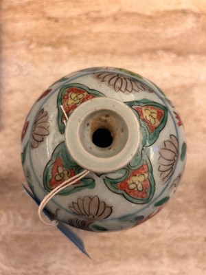 Lot 68 - A pair of Chinese vases
