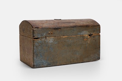 Lot 101 - A painted wooden dowry chest