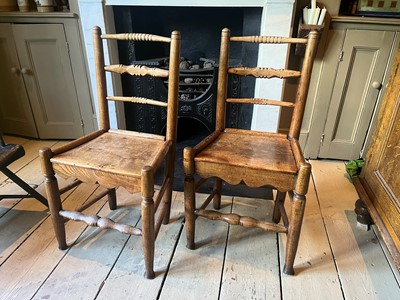 Lot 122 - A pair of farmhouse side chairs