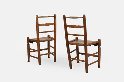 Lot 122 - A pair of farmhouse side chairs
