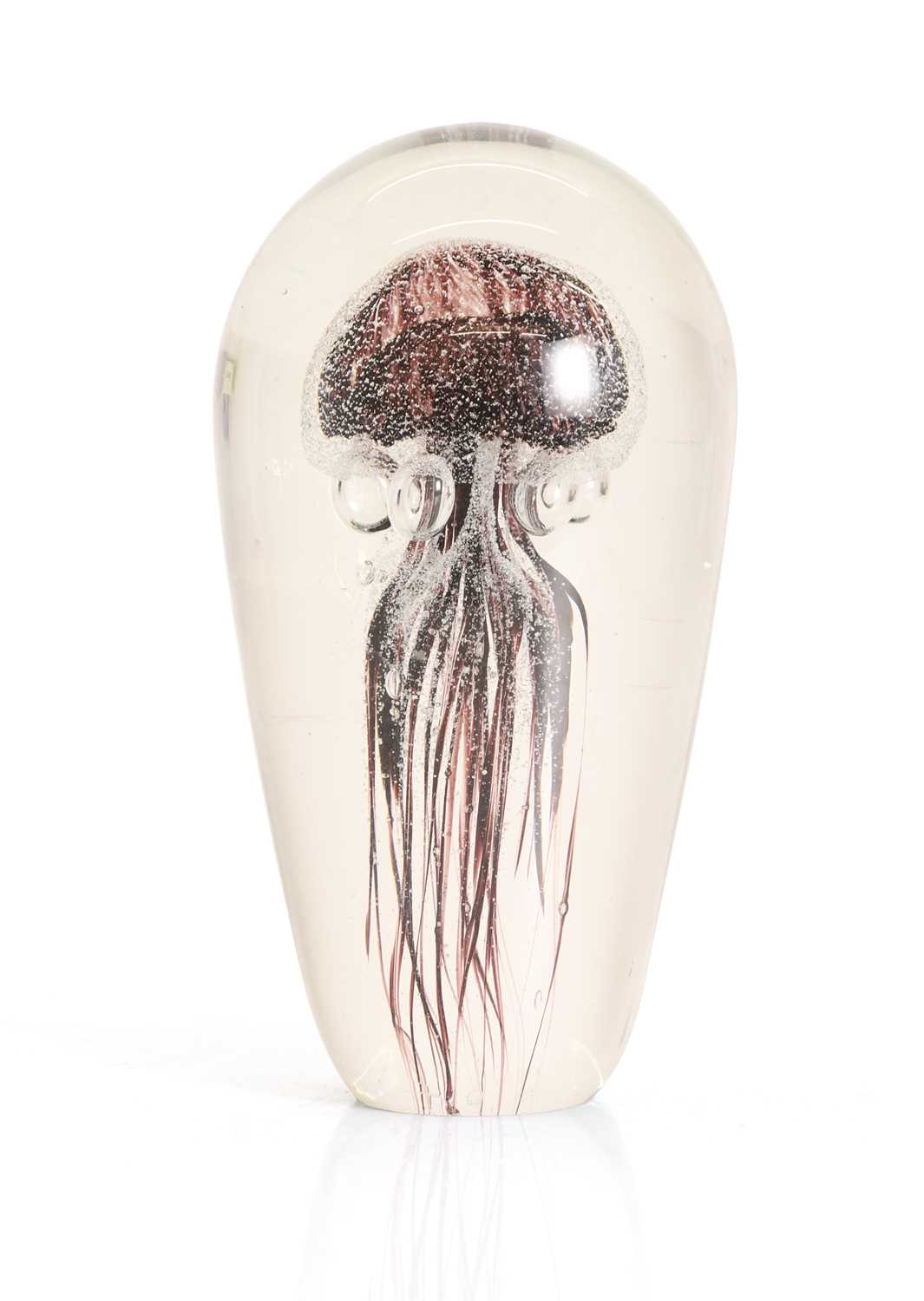 Lot 151 - A modern glass paperweight