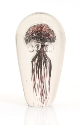 Lot 151 - A modern glass paperweight