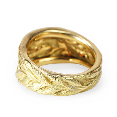 Lot 67 - An 18ct gold gemstone set ring