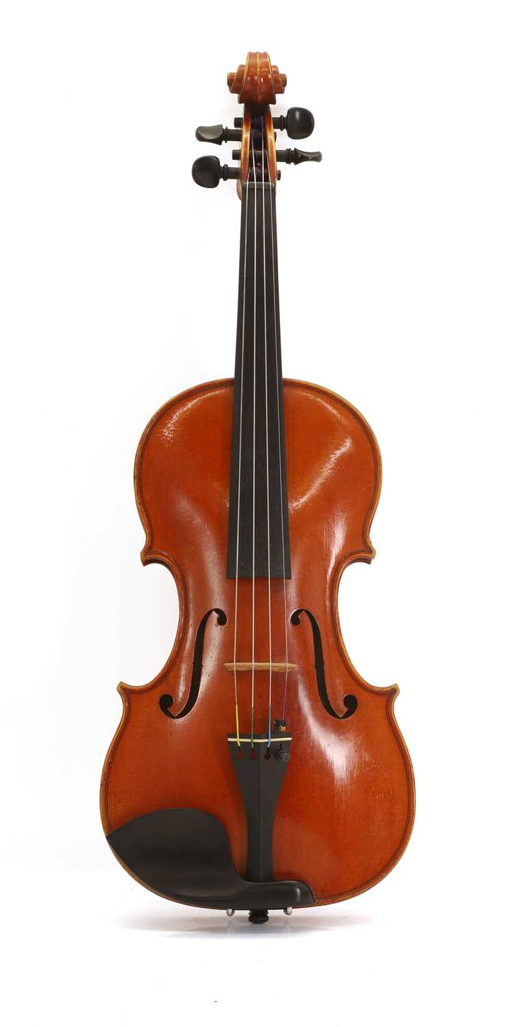 Lot 354 - A Riccardo Genovese violin