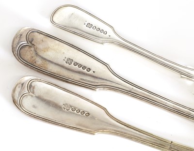 Lot 29 - Four Victorian fiddle and thread pattern silver table spoons