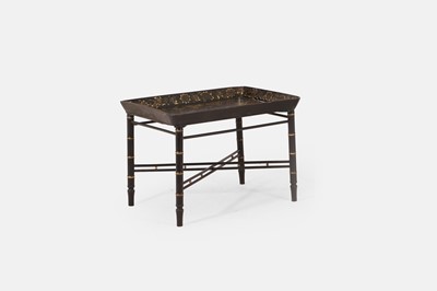 Lot 564 - A black lacquer tray-top occasional table
