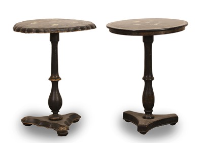 Lot 529 - A Victorian papier-mache pedestal table