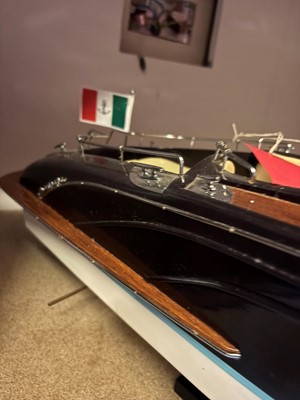 Lot 307 - A model of a Riva 'RIVERAMA' speedboat